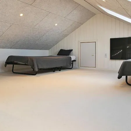 Modern Retreat In Marielyst - By Traum * Bøtø By